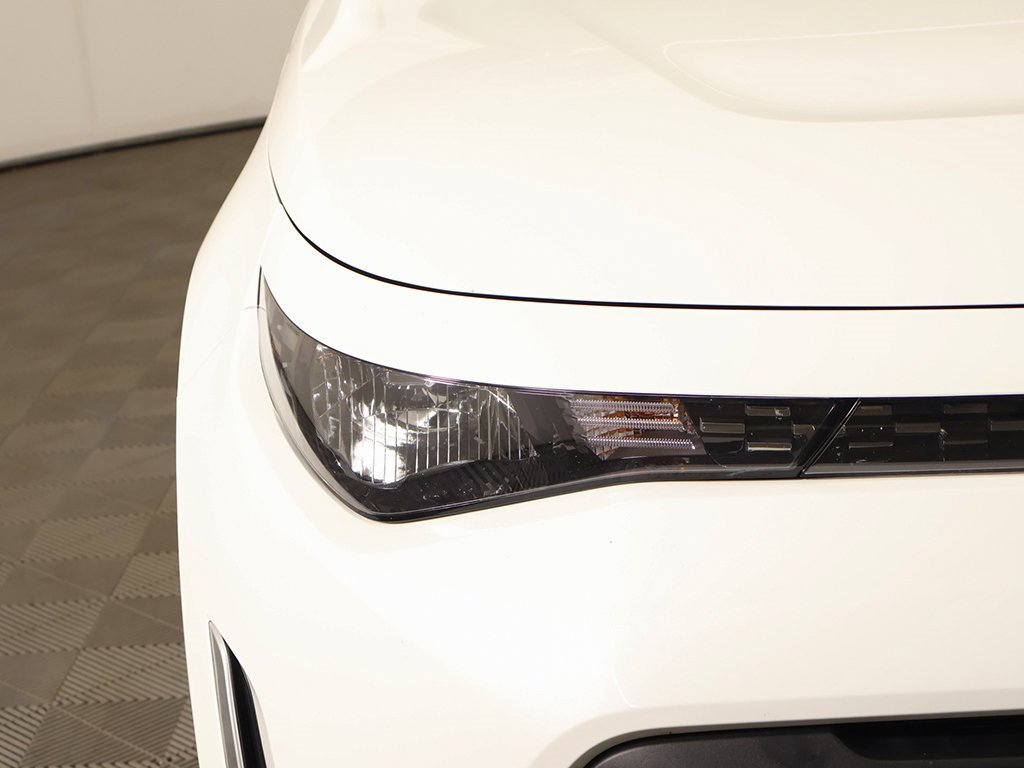 Used 2024 Kia Soul LX w/ Option Group 015 image 12