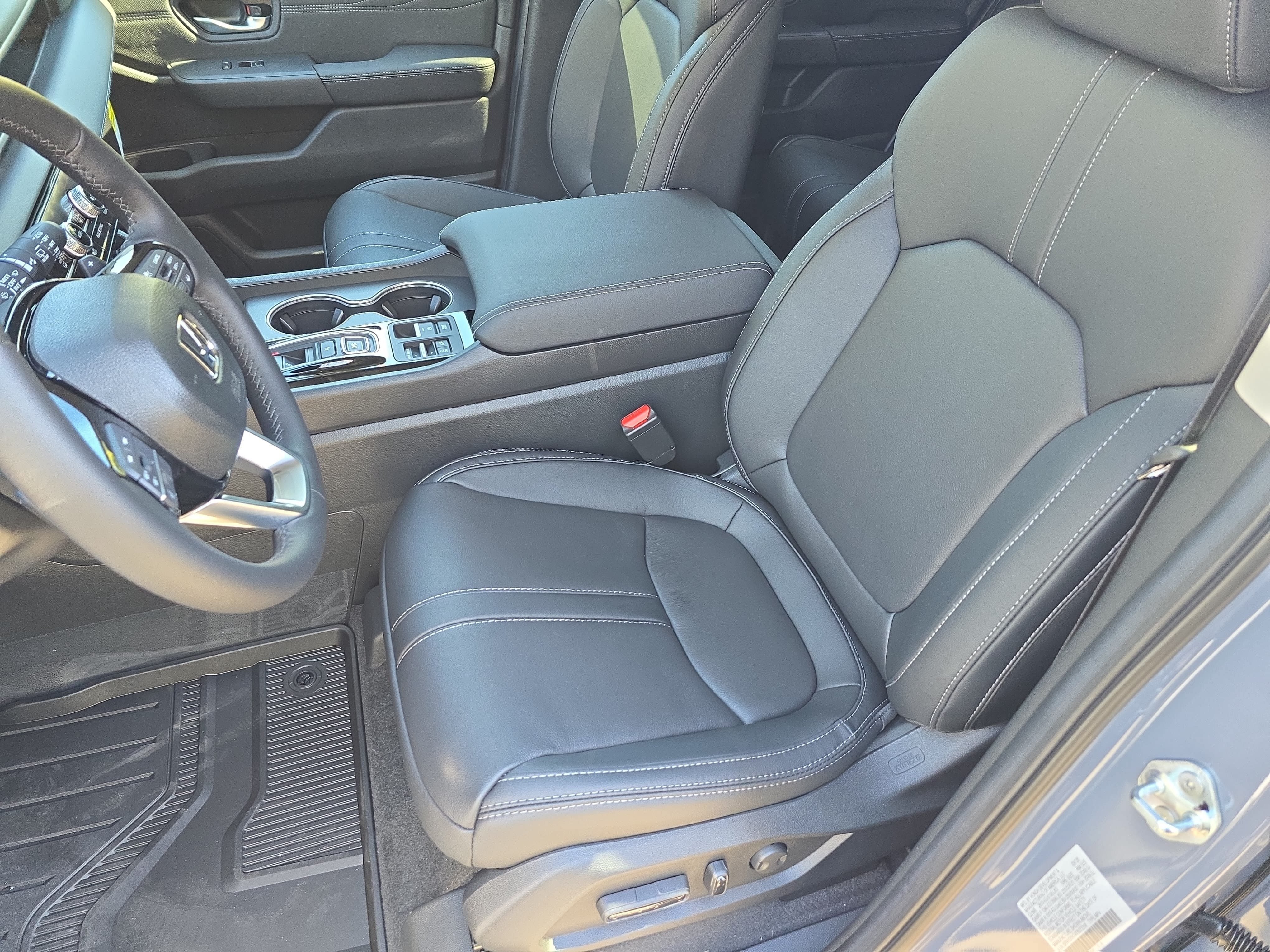 New 2026 Honda Pilot image 16