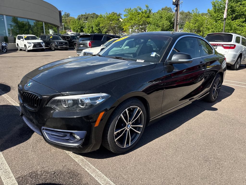 Used 2018 BMW 230i xDrive Coupe AWD/4WD image 2