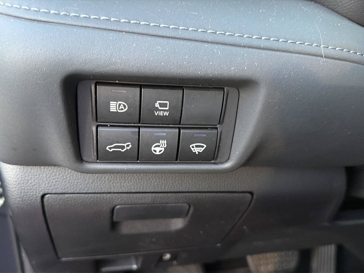 Used 2022 Toyota Highlander Platinum FWD image 21
