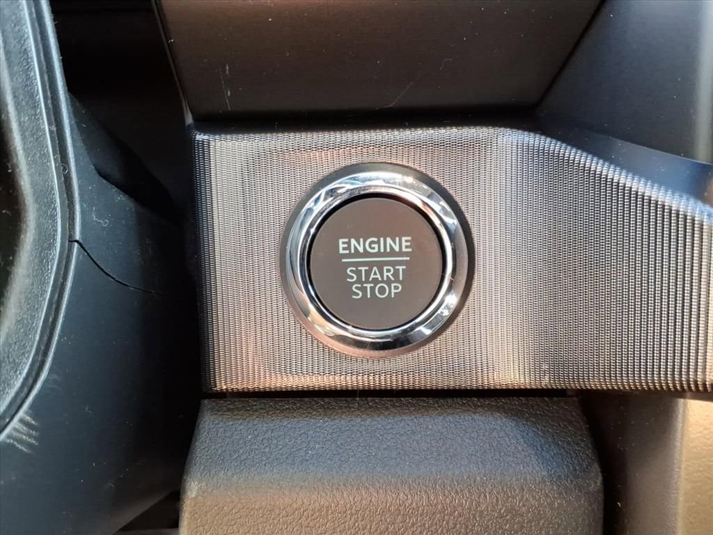 New 2026 Ford F350 Platinum w/ FX4 Off-Road Package image 24