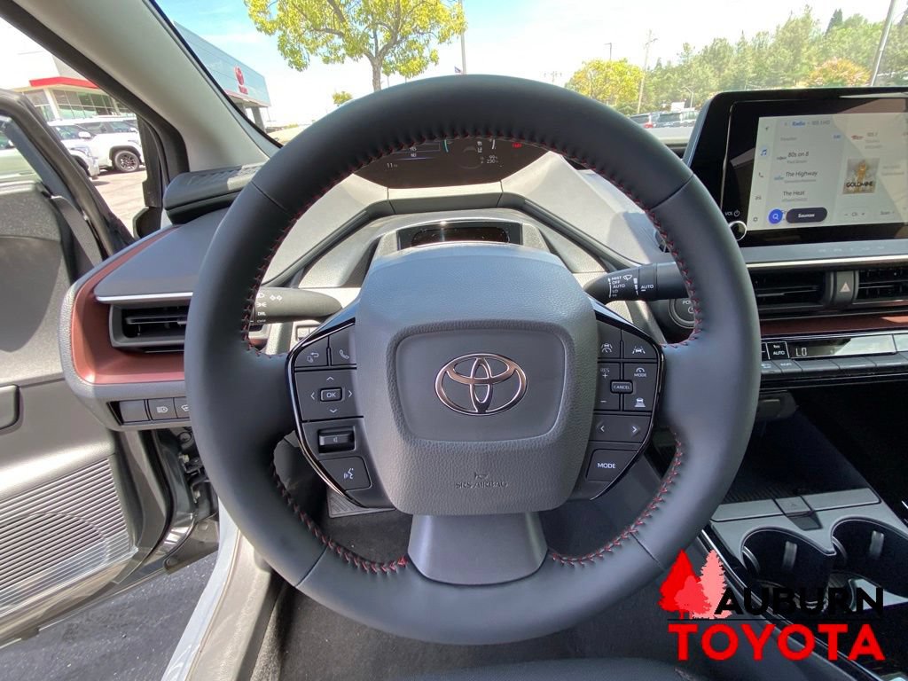 New 2026 Toyota Prius Plug-In Hybrid FWD image 31