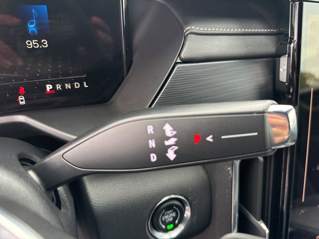 Used 2025 GMC Acadia Elevation FWD image 18