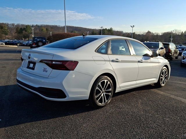 Certified 2023 Volkswagen Jetta Sport image 8