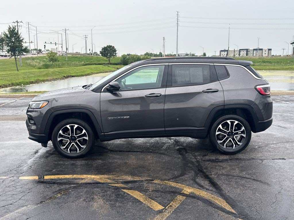 Used 2022 Jeep Compass Limited AWD/4WD image 8