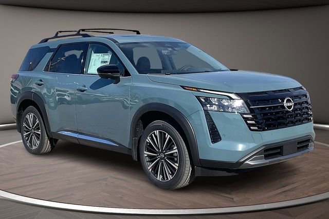 New 2026 Nissan Pathfinder Platinum image 2