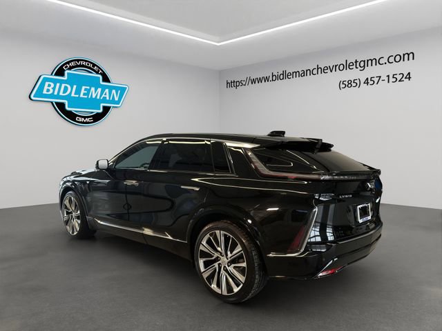 Used 2024 Cadillac Lyriq Luxury w/ LPO, Floor Liner Package image 5
