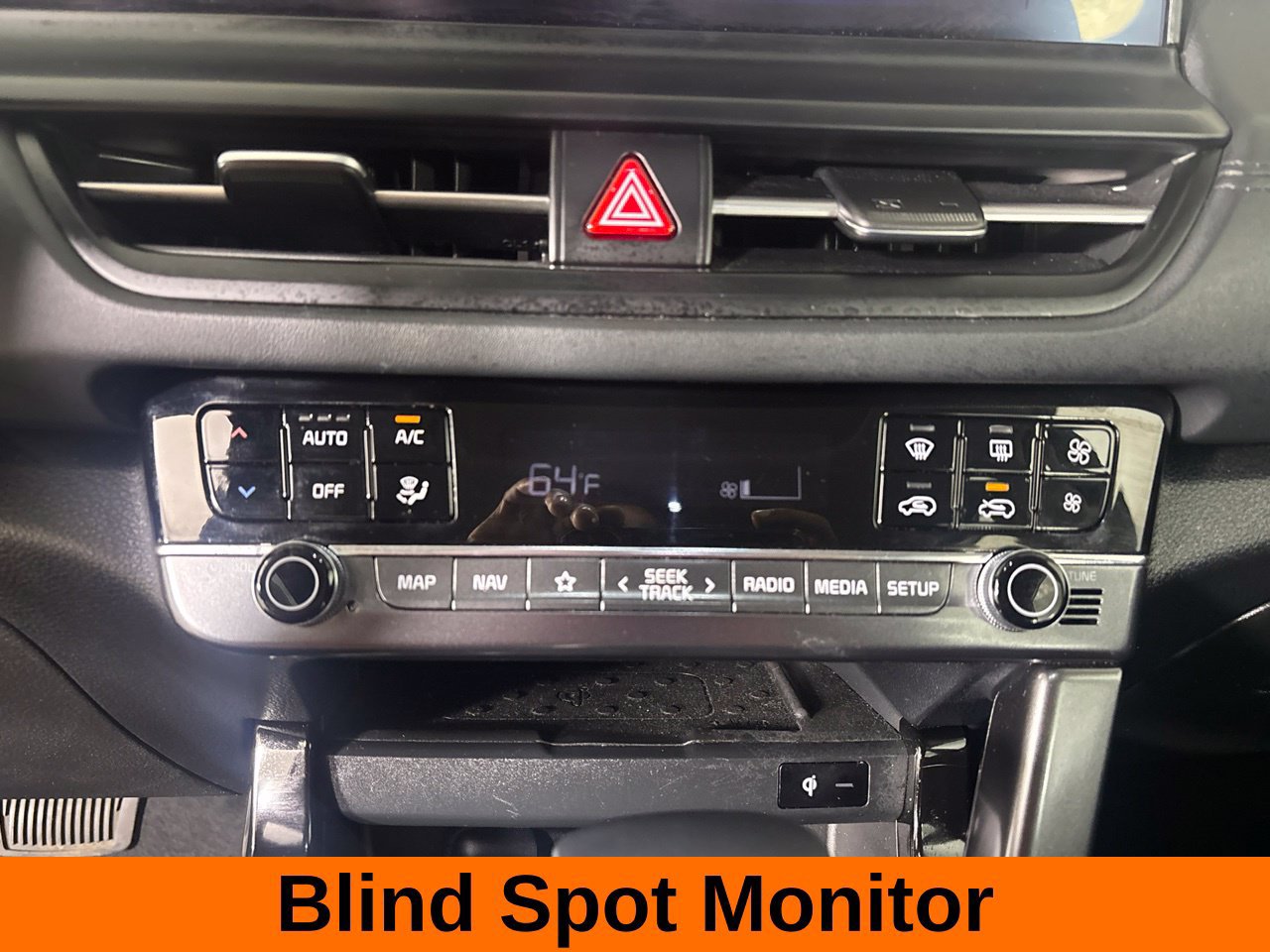Used 2024 Kia Seltos EX AWD/4WD image 20