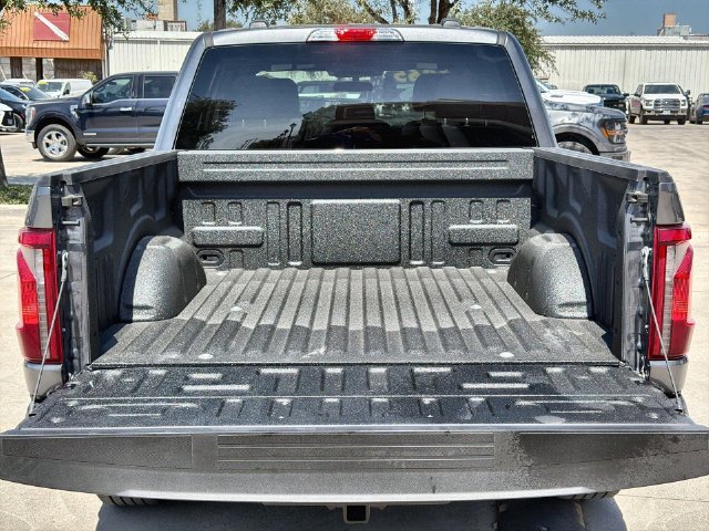 Used 2026 Ford F150 XLT w/ XLT Black Appearance Package RWD image 24