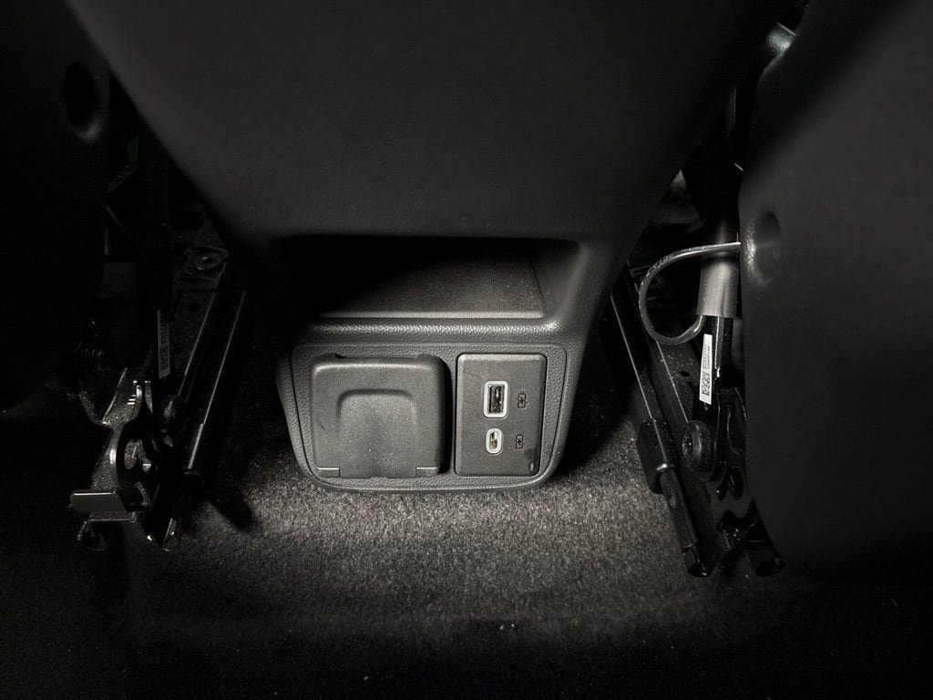 Certified 2023 Buick Encore GX Essence w/ Experience Buick Package FWD image 22
