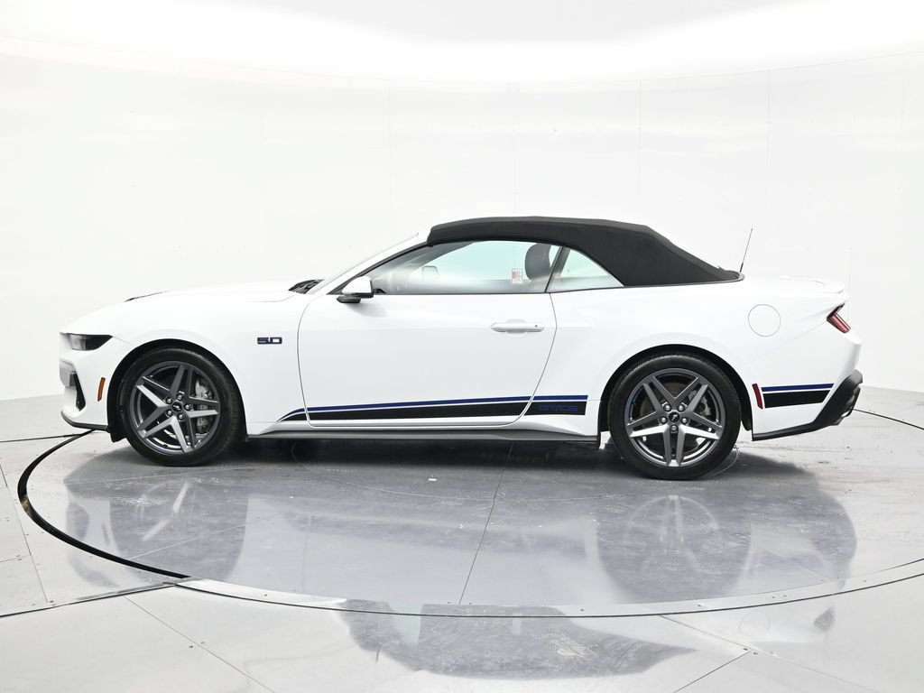 Used 2025 Ford Mustang GT Premium RWD image 8