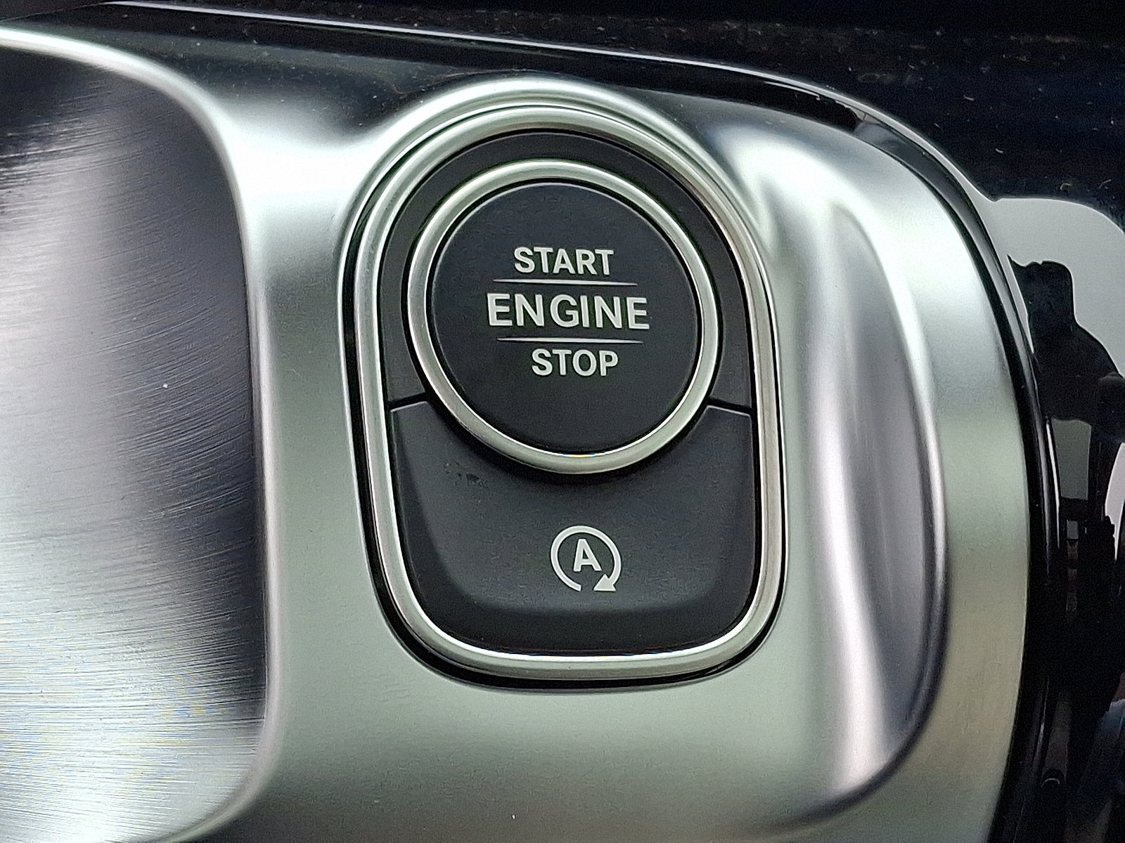New 2026 Mercedes-Benz GLB 250 4MATIC image 17
