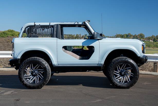 Used 2023 Ford Bronco 2-Door w/ Sasquatch Package AWD/4WD image 18