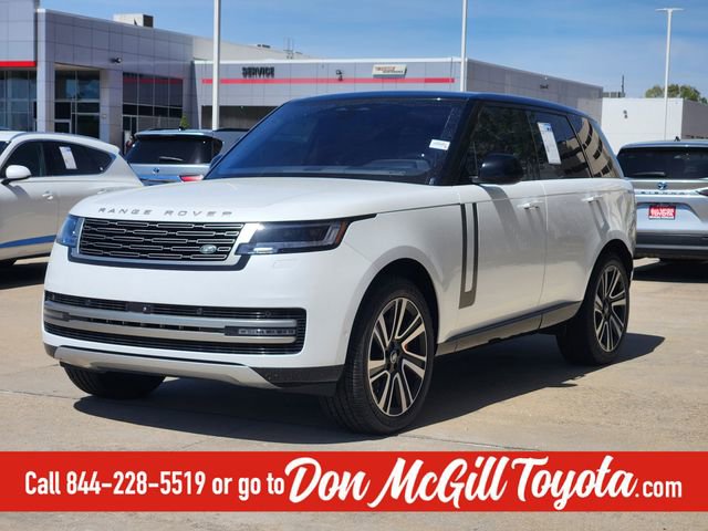 Used 2023 Land Rover Range Rover SE AWD/4WD image 3