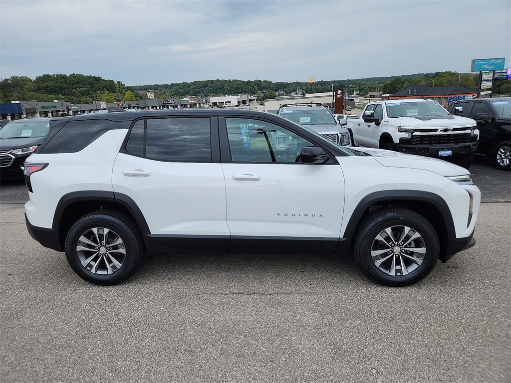 New 2026 Chevrolet Equinox LT w/ Convenience Package II image 9