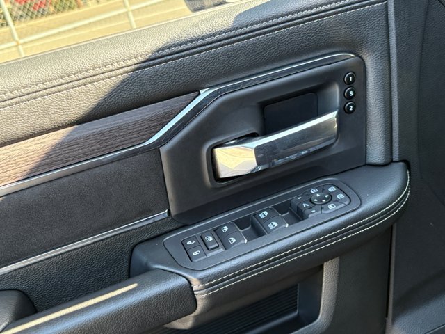 Used 2025 RAM 2500 Laramie w/ Night Edition AWD/4WD image 17