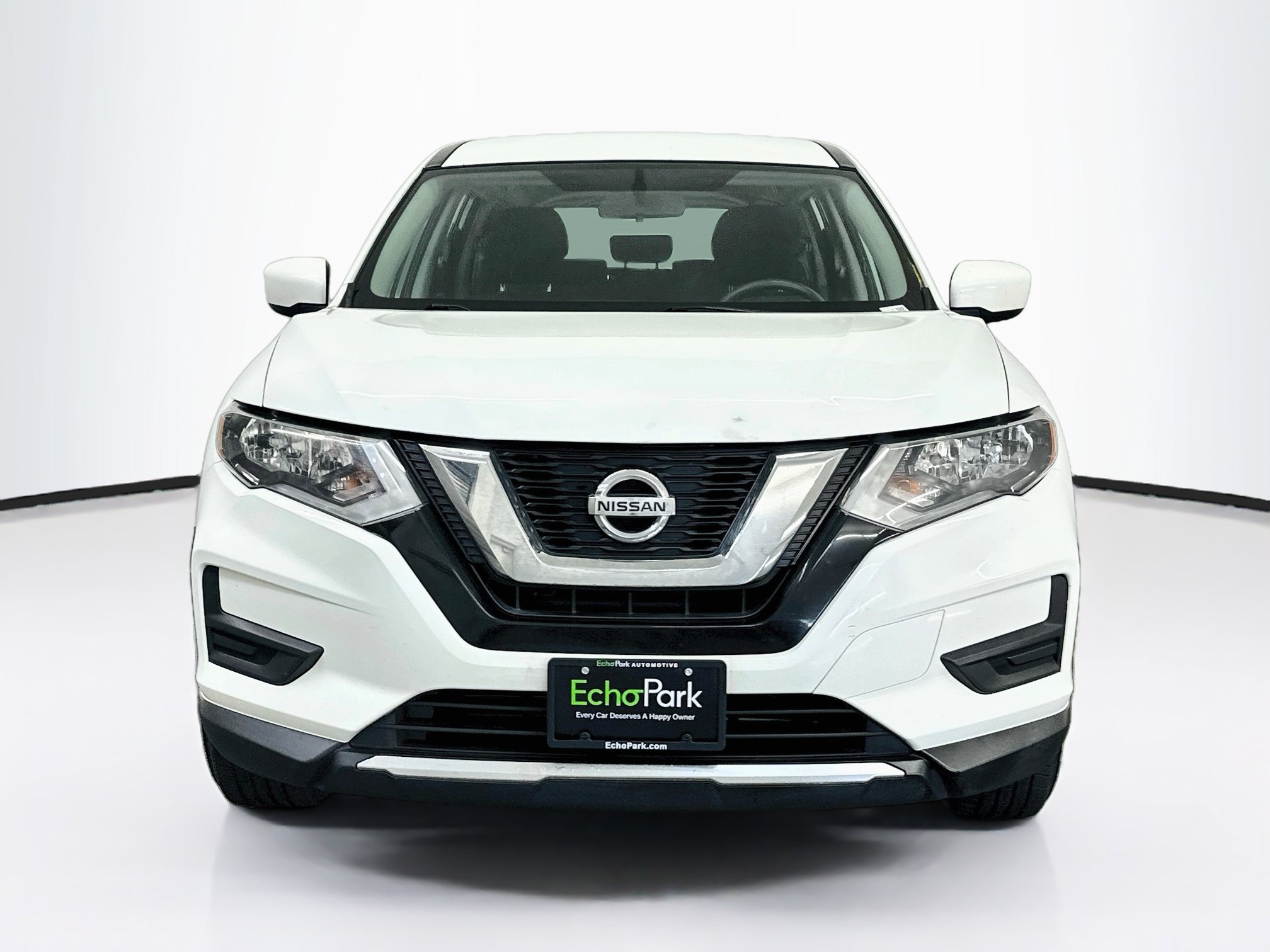 Used 2017 Nissan Rogue S AWD/4WD image 2