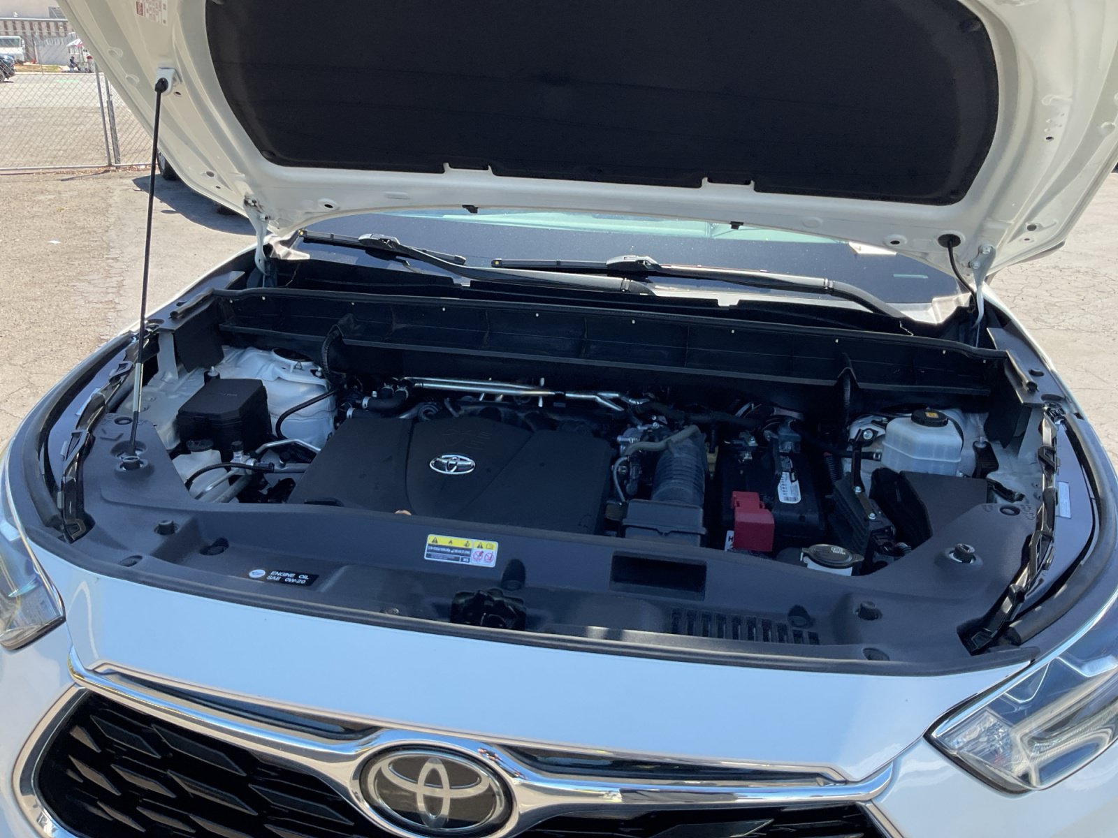 Used 2020 Toyota Highlander Limited FWD image 23