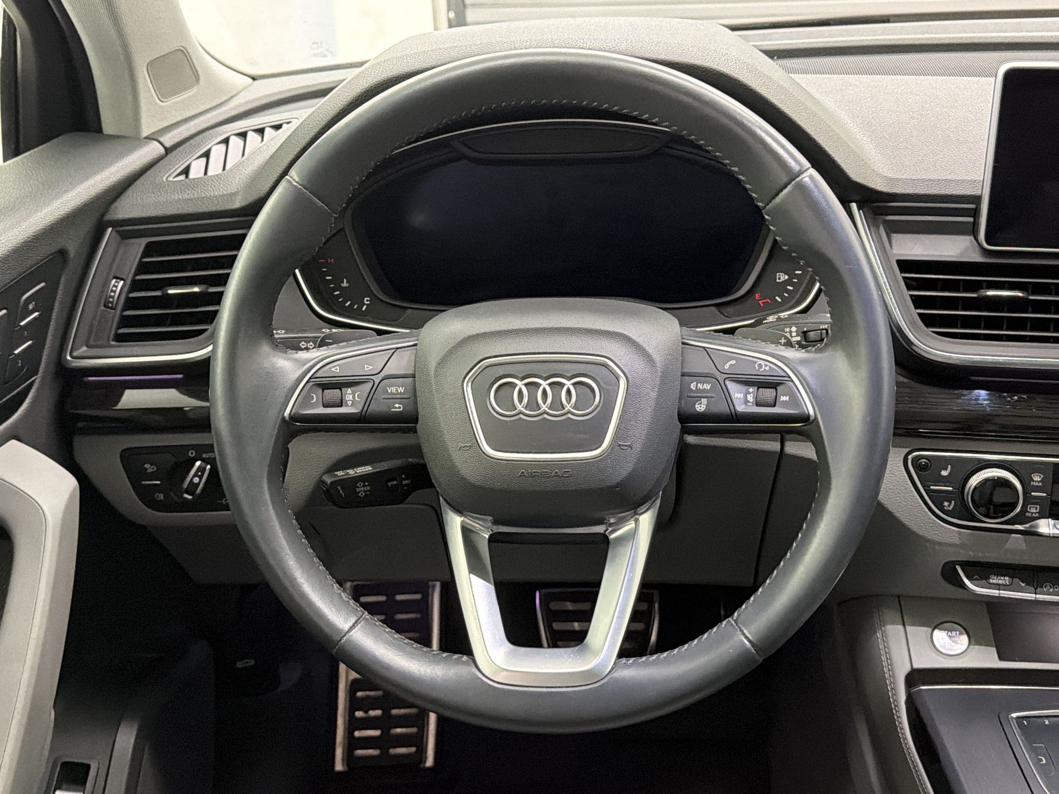 Used 2020 Audi Q5 Prestige AWD/4WD image 10