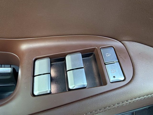 Certified 2026 Lincoln Navigator L Reserve AWD/4WD image 9