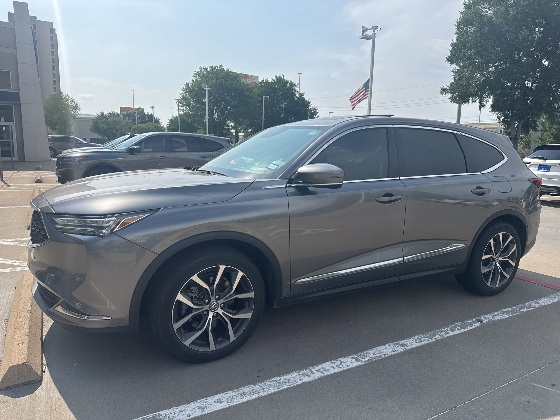 Used 2024 Acura MDX FWD w/ Technology Package image 1