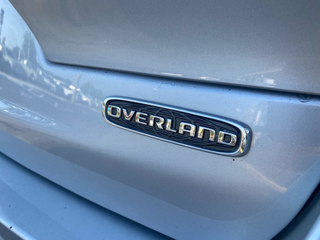 Used 2023 Jeep Grand Cherokee L Overland AWD/4WD image 32