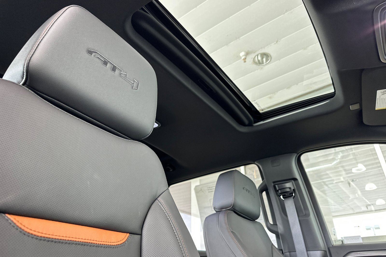 New 2026 GMC Sierra 1500 AT4 w/ Technology Package image 17
