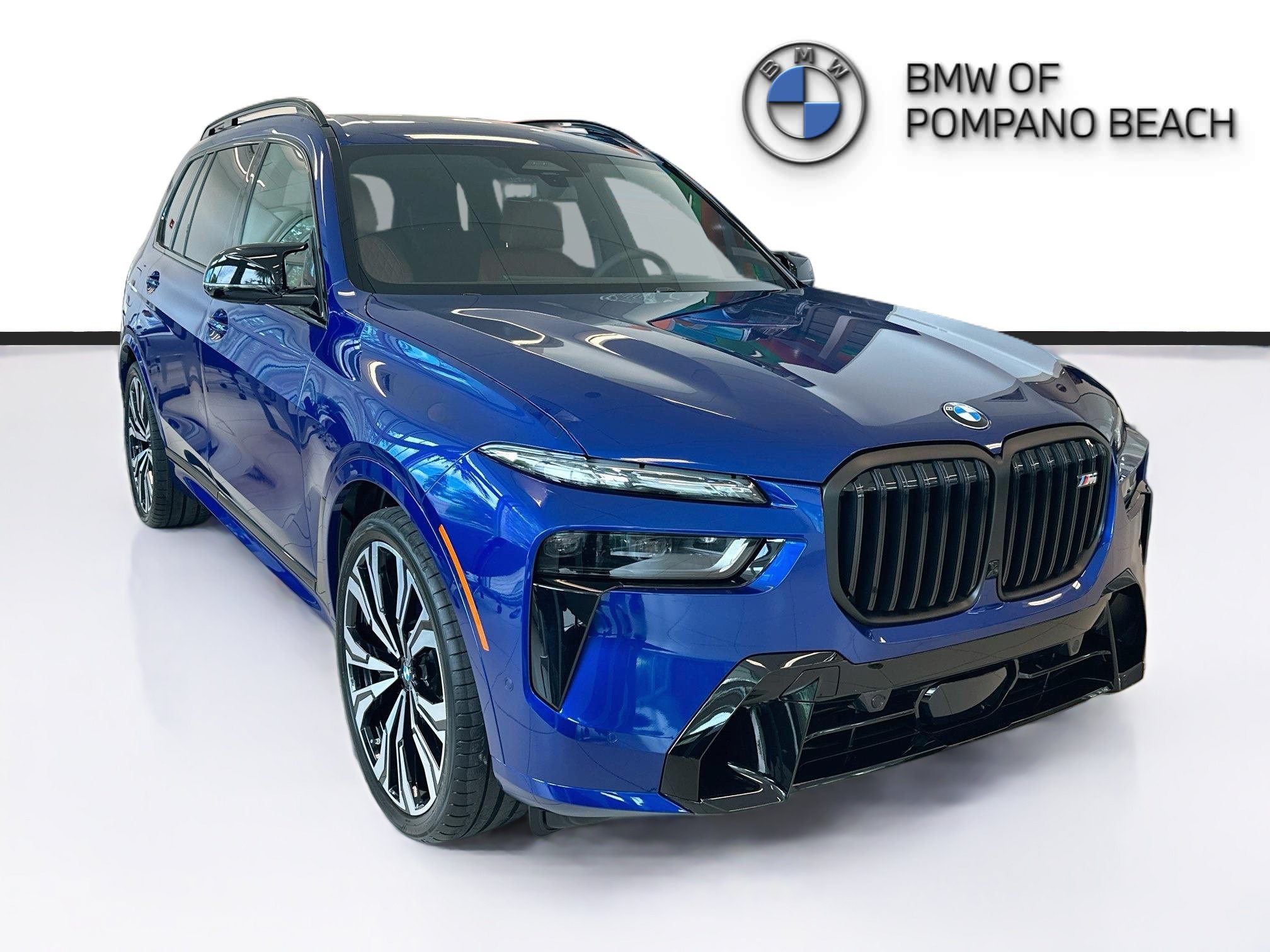 New 2027 BMW X7 M60i w/ Executive Package