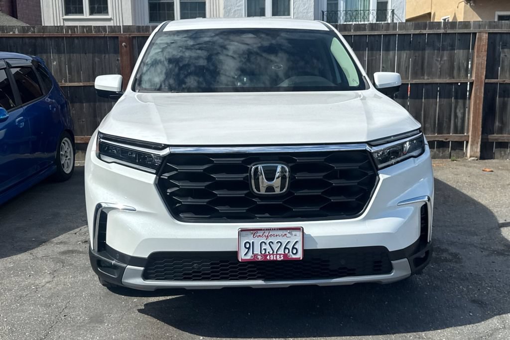 Used 2024 Honda Pilot EX-L image 3