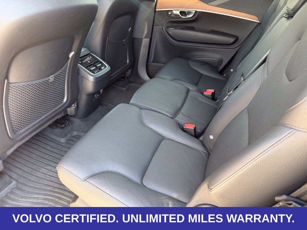 Certified 2023 Volvo XC90 B6 Plus w/ Protection Package Premier AWD/4WD image 36