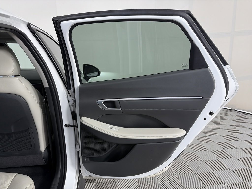 Used 2022 Hyundai Sonata Limited w/ Cargo Package image 28