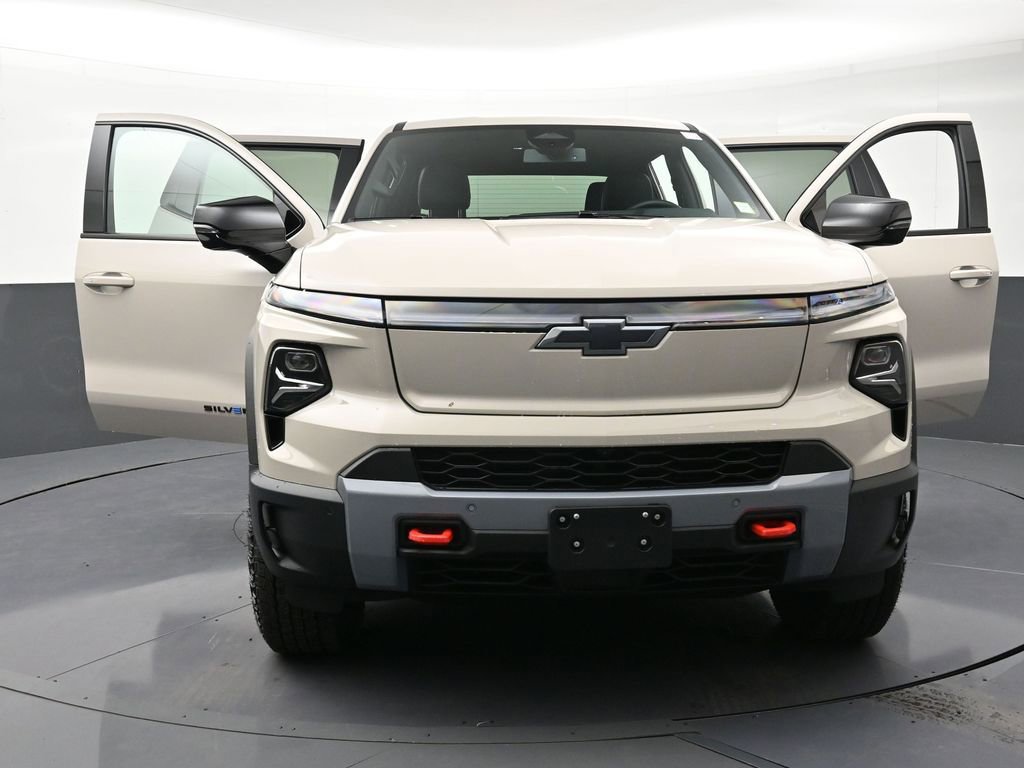 Used 2026 Chevrolet Silverado EV Trail Boss w/ Plus Package image 36