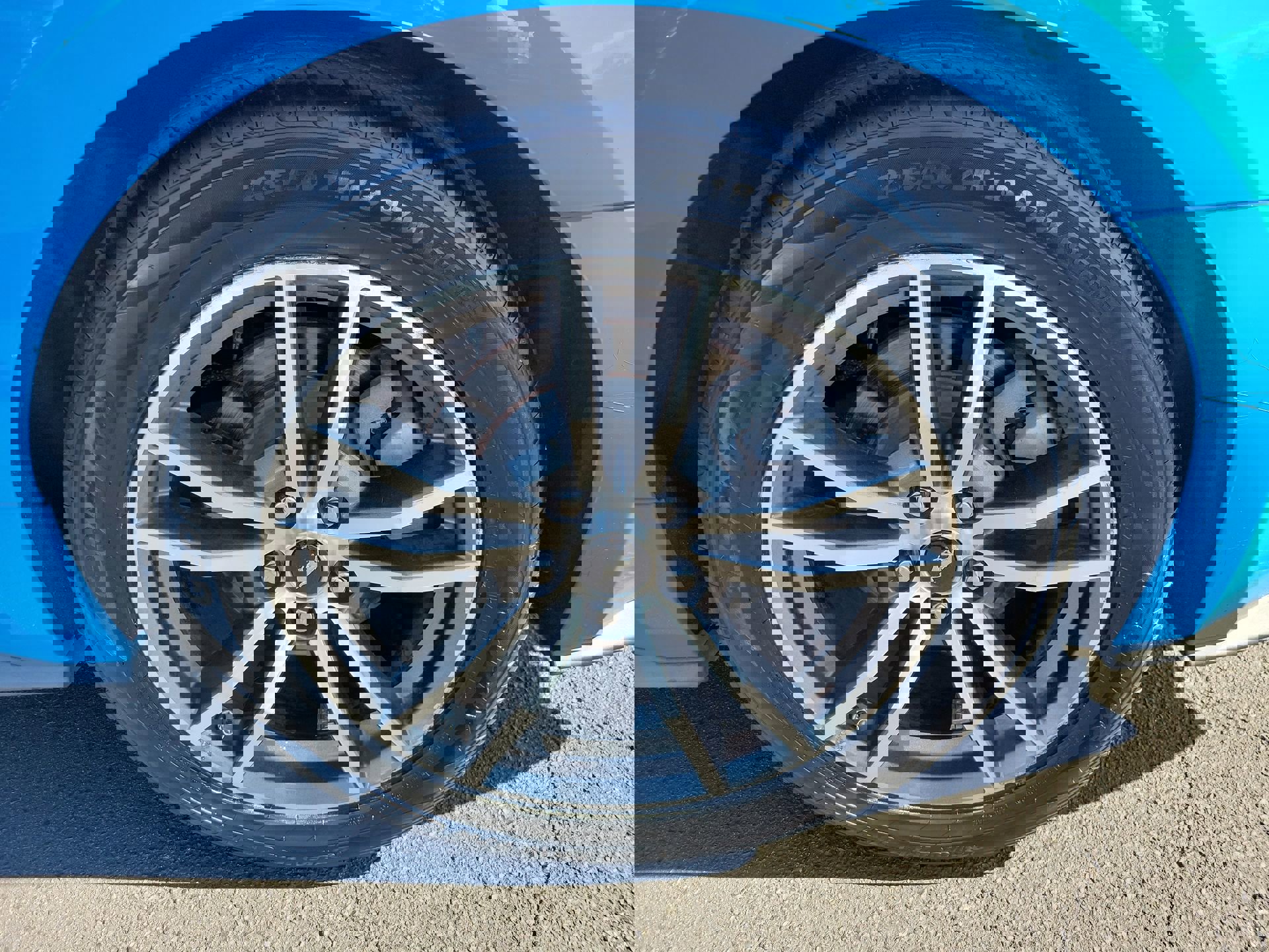 Used 2017 Ford Mustang Premium image 33