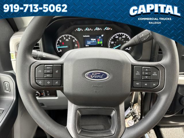 New 2026 Ford F250 XL w/ XL Chrome Package image 31