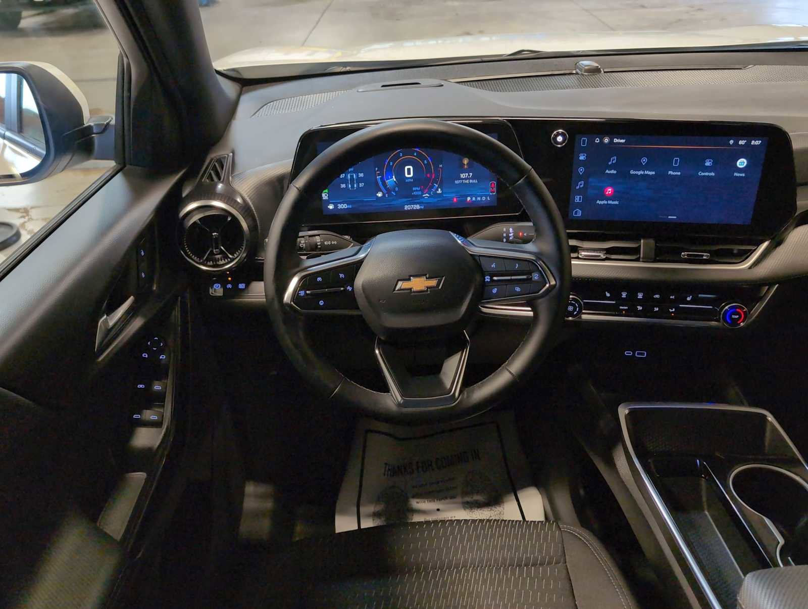 Used 2025 Chevrolet Equinox LT image 10