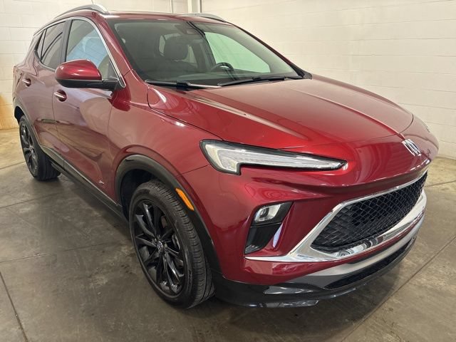 Certified 2025 Buick Encore GX Sport Touring w/ Experience Buick Package AWD/4WD image 4