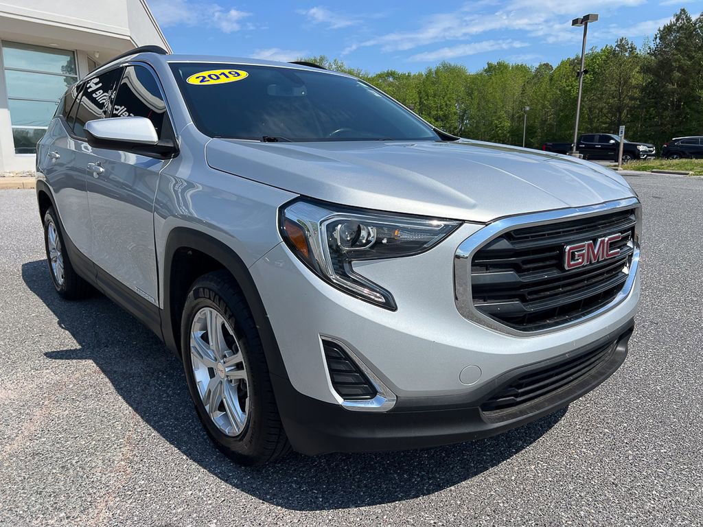 Used 2019 GMC Terrain SLE w/ Driver Convenience Package AWD/4WD image 12