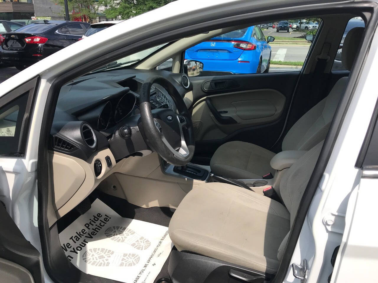 Used 2018 Ford Fiesta SE FWD image 9
