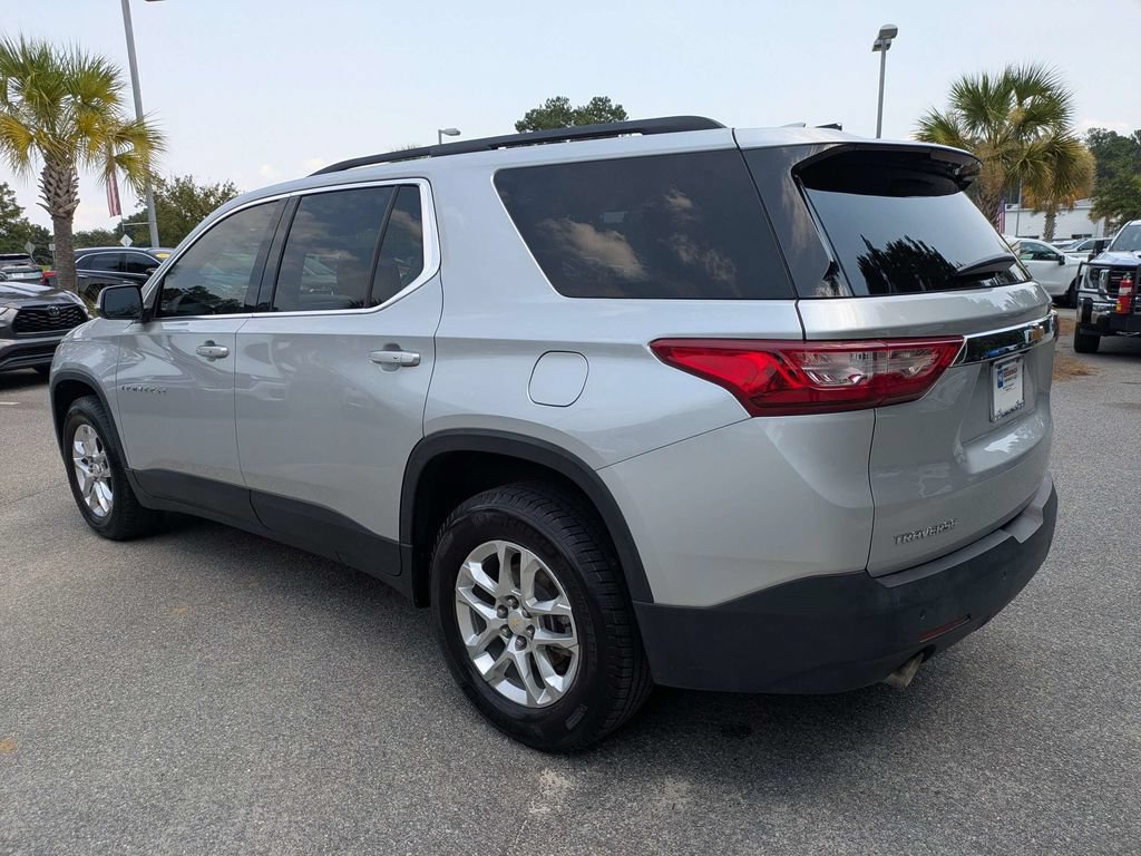 Used 2021 Chevrolet Traverse LT FWD image 6