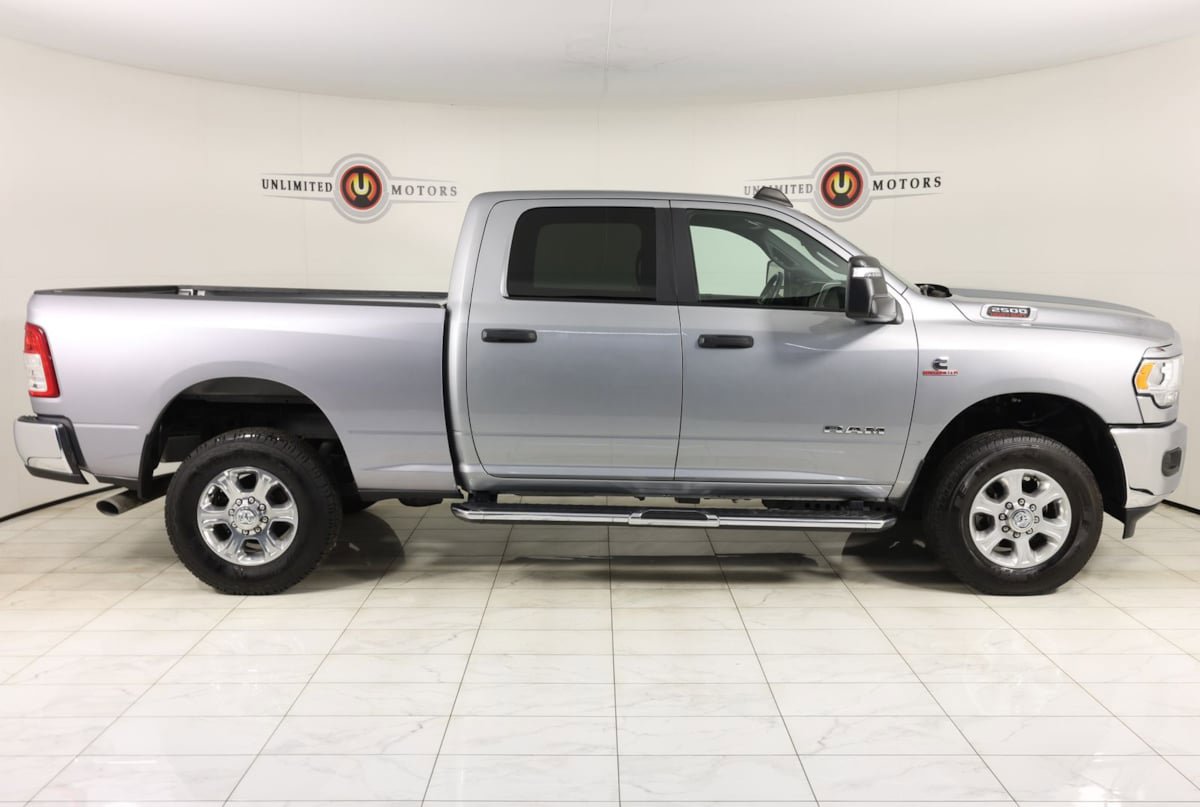Used 2024 RAM 2500 Big Horn AWD/4WD image 2