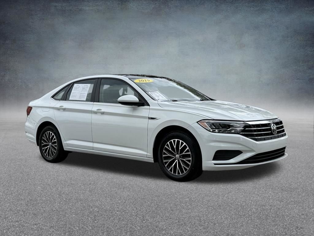 Used 2019 Volkswagen Jetta SEL w/ Cold Weather Package FWD image 3