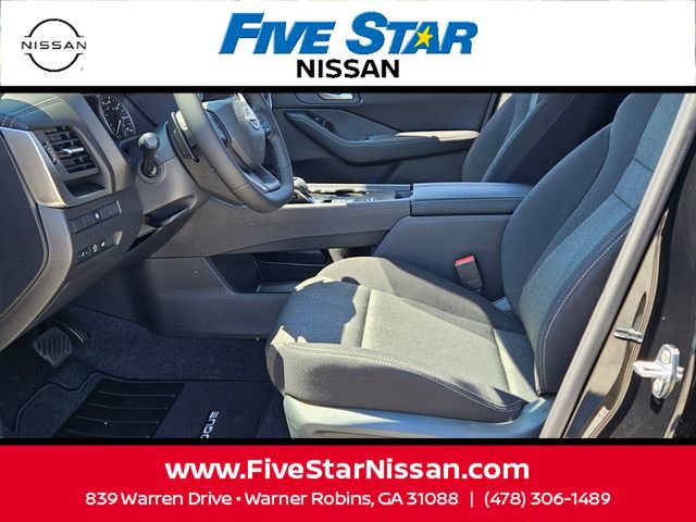 Used 2026 Nissan Rogue SV image 5