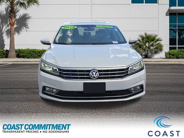 Used 2018 Volkswagen Passat 2.0T SE FWD image 2