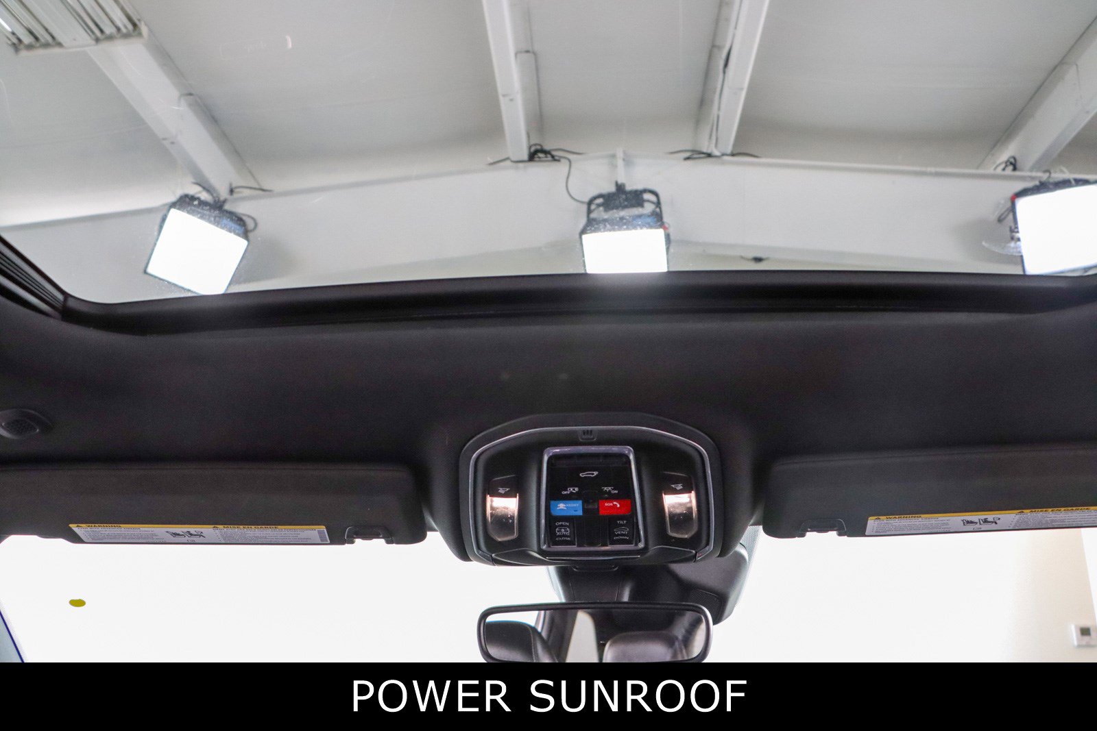 Used 2022 Jeep Grand Cherokee Altitude image 21