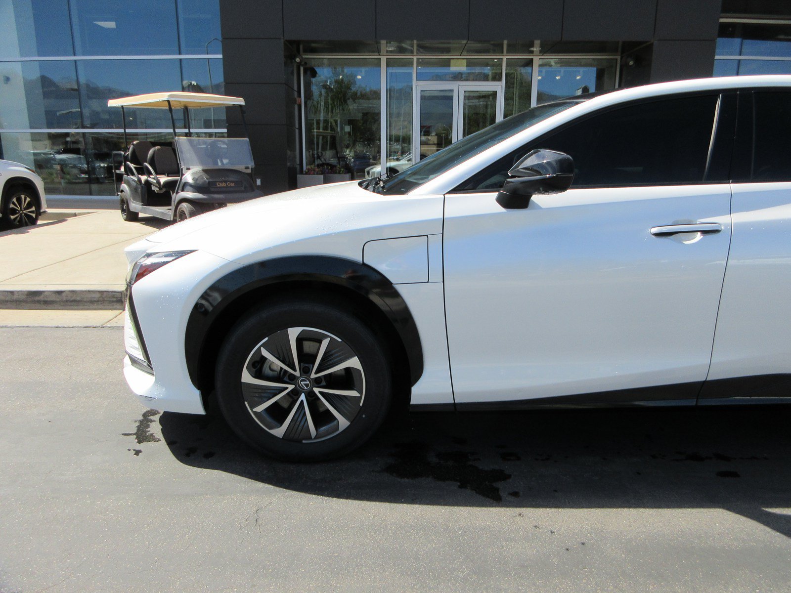 Used 2023 Lexus RZ 450e Premium w/ Technology Package AWD/4WD image 2