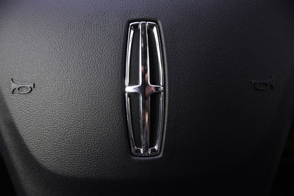 New 2026 Lincoln Corsair Premiere image 33