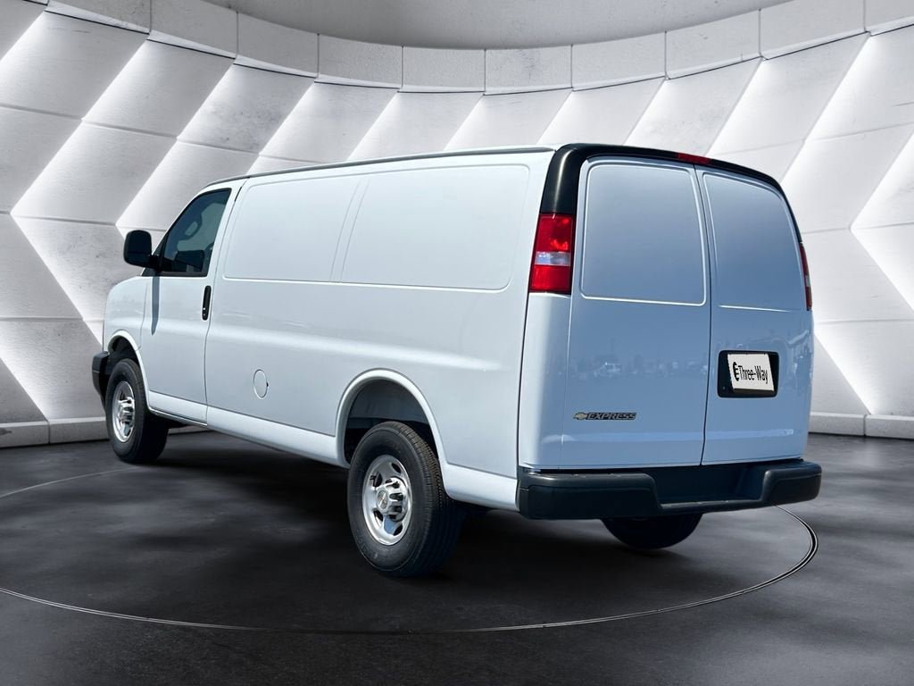 New 2026 Chevrolet Express 2500 w/ Driver Convenience Package RWD image 3