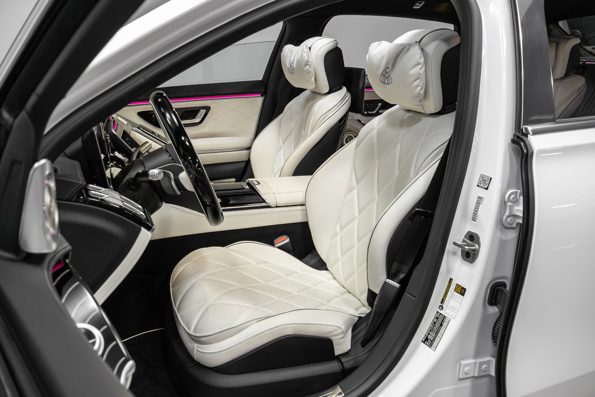 Used 2024 Mercedes-Benz Maybach S 680 Maybach S 680 4MATIC image 6