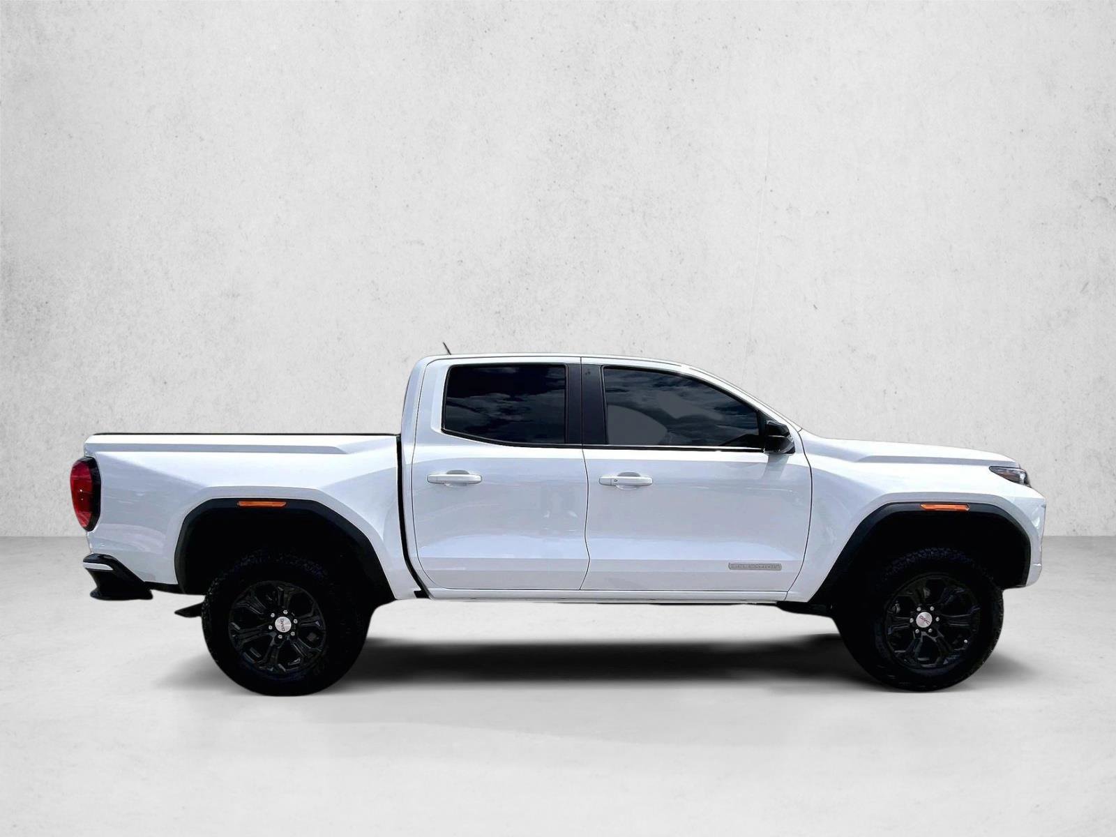 Used 2024 GMC Canyon Elevation w/ Convenience Package RWD image 5