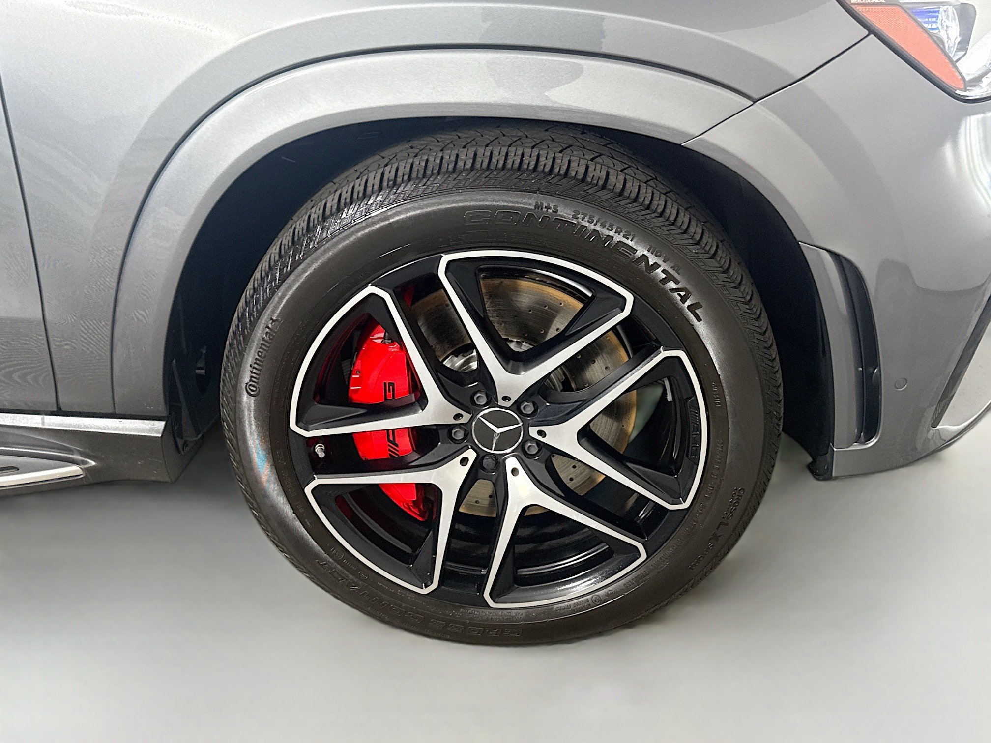 Used 2023 Mercedes-Benz GLE 53 AMG 4MATIC image 32